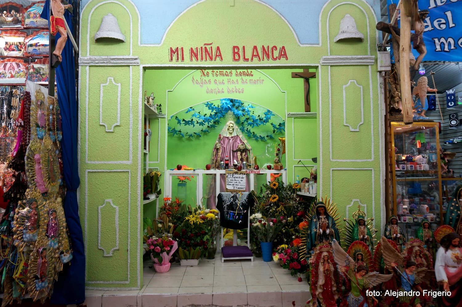 altar mercado Basílica Guadalupe DSC04970