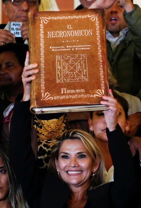 Fotografía documental — Evangélicos: Estereotipaciones, Estigmatizaciones y Teorías Conspirativas. Opinan: Mansilla Aguero, Panotto y Córdova.