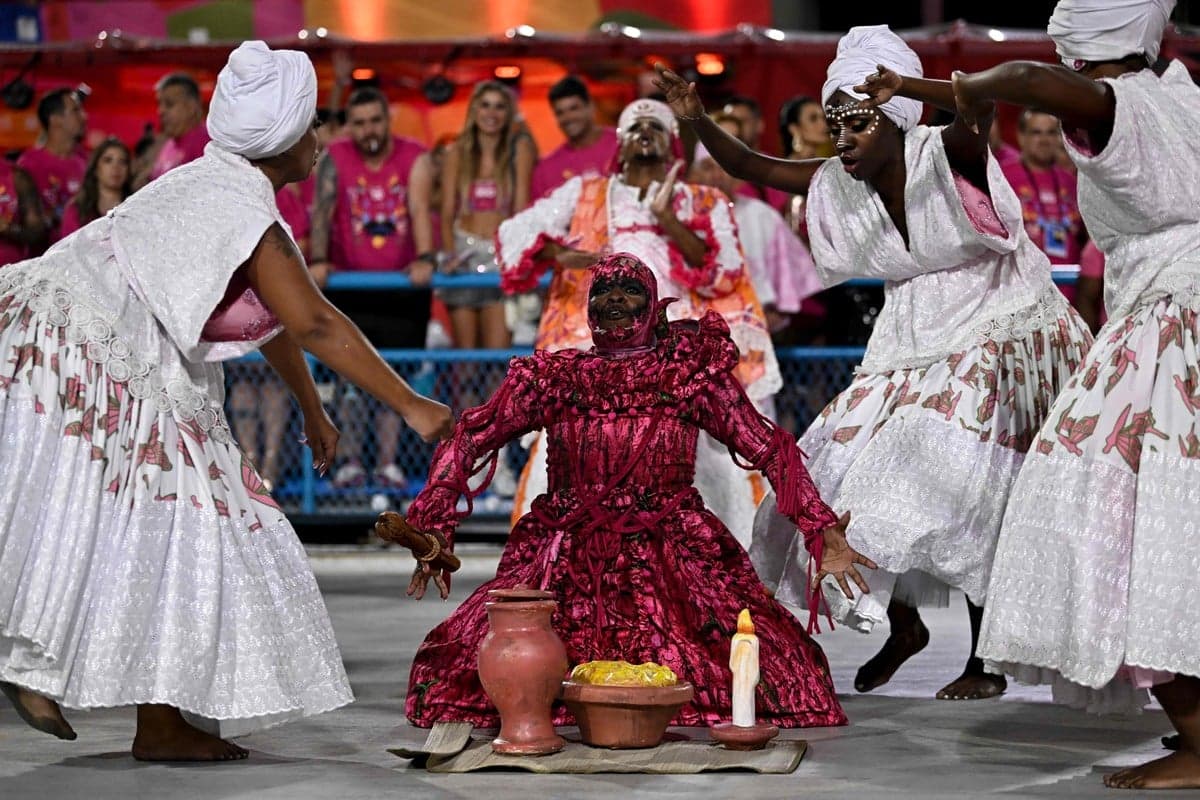 Fotografía documental — Orixás en el Sambódromo: la reafricanización del carnaval carioca