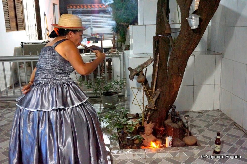 Fotografía documental — La «ciencia encantada» de la Jurema (Catimbó)