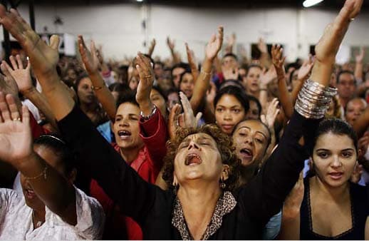 Fotografía documental — Pentecosfobia: prejuicios ilustrados acerca de los pentecostales