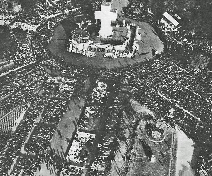 Fotografía documental — Sobre la diversidad de las «multitudes católicas» del temprano siglo XX