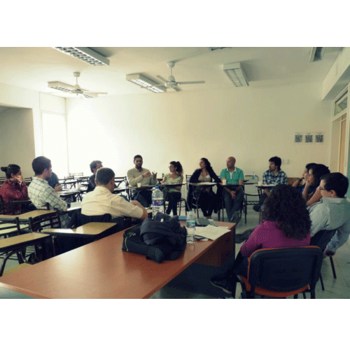 Fotografía documental — Historias y sorpresas de la «mesa de religión» de las I Jornadas Interdisciplinarias de Jóvenes Investigadores en Ciencias Sociales de la UNSAM